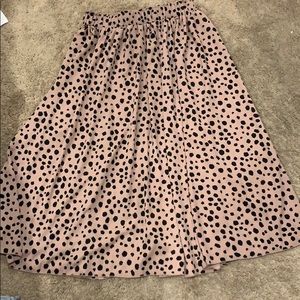 Dalmatian flowy skirt